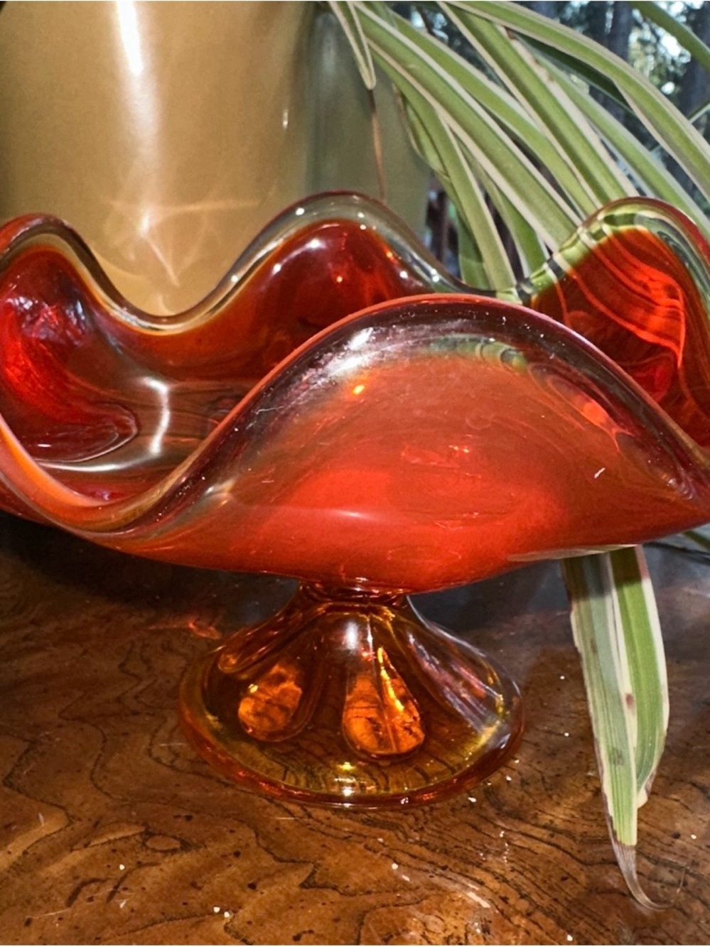 Viking Epic Amberina 6 Point Cadmium Glass Bowl Pedestal Footed Compote UV